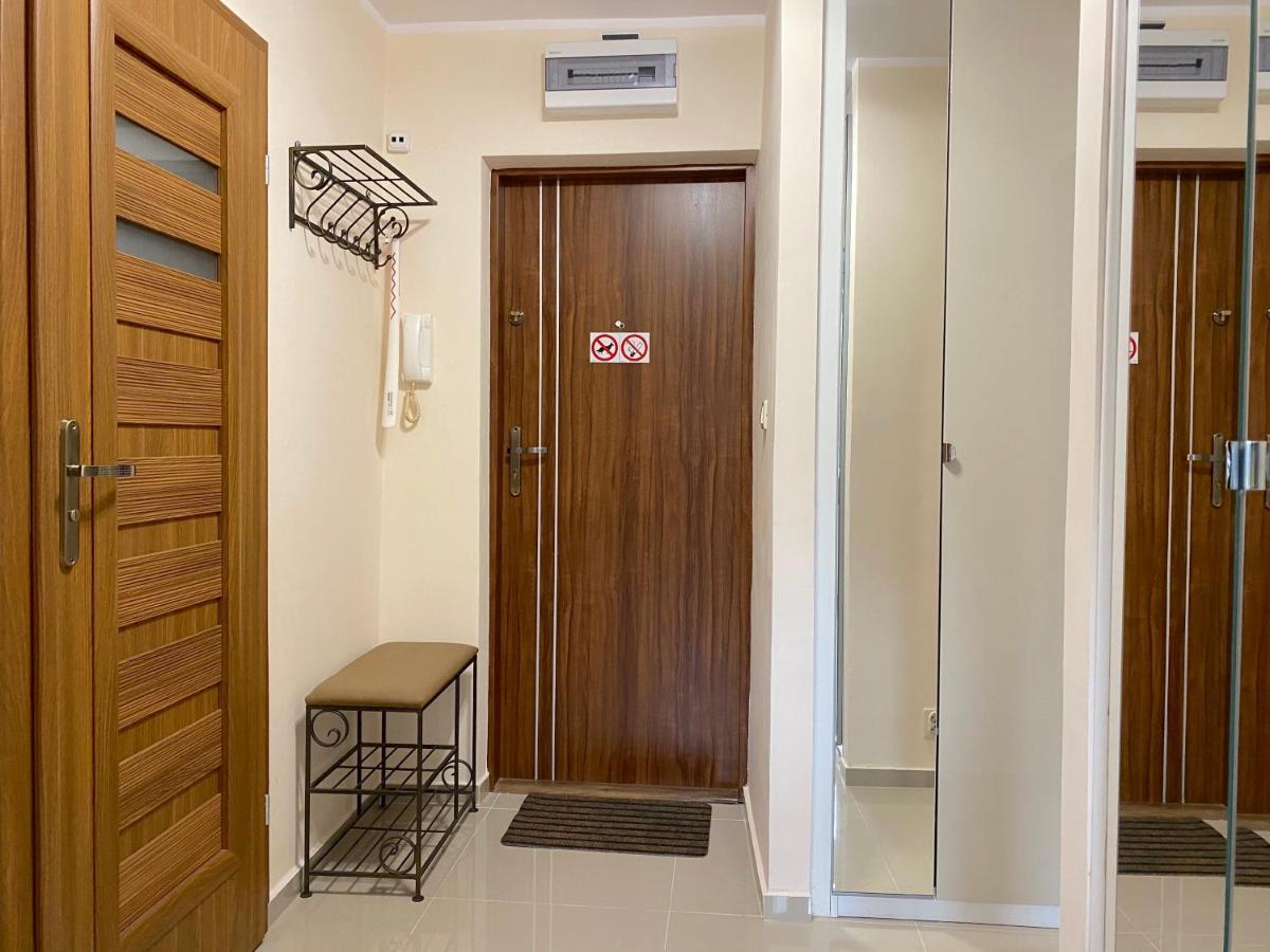Swish Apartment -10 Min To Old Town Gdansk,Pkp & Shopping Mall Экстерьер фото